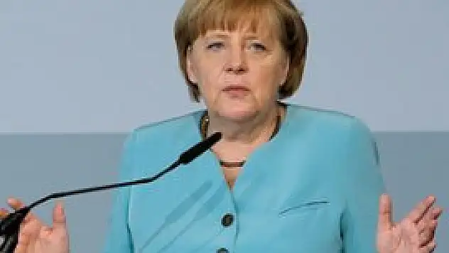 Merkel'in vaatleri 'tatlı zehir'