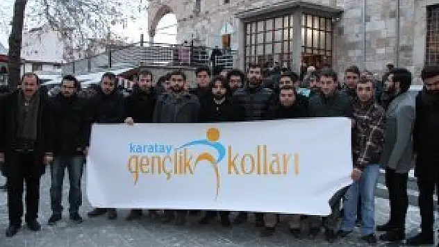 AK Parti Karatay Gençlik Kolları sabah namazında bir araya geldi