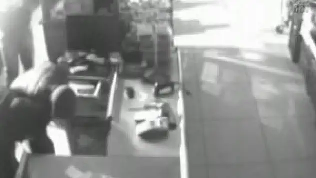 Aynı işyerini 2 kez soydular