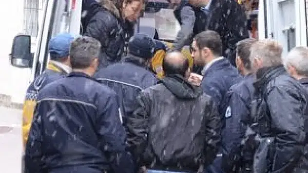 112 ekibine saldırı