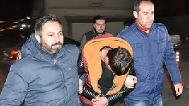 Telefonla dolandırıcılık iddiası: 2 tutuklu