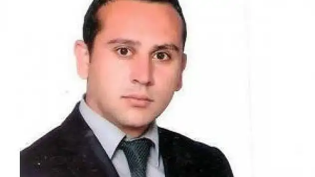 Babası ile tartışan genç, kendisini bıçaklayarak intihar etti