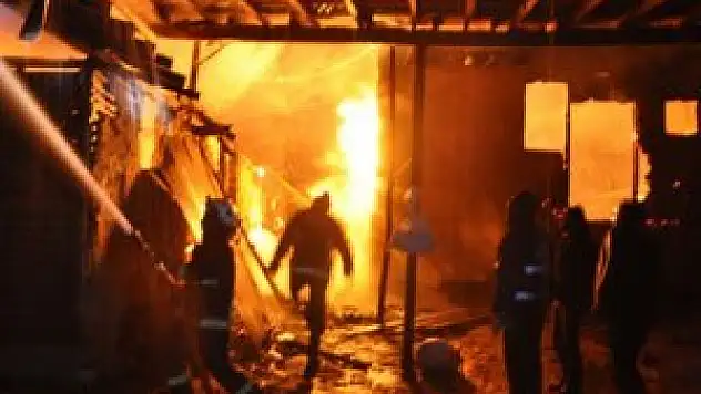 İnegöl'de alevli gece