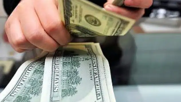 Enflasyon 'kur'dan beslendi