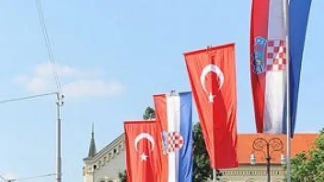 Büyüyen Türkiye, üyeliği kapan Hırvatistan oldu