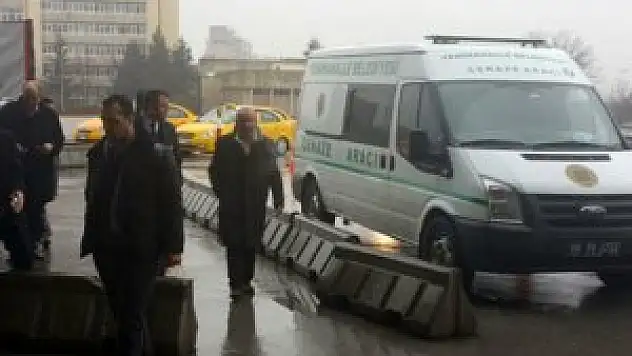 Otobüs terminalinde esrarengiz ölüm!