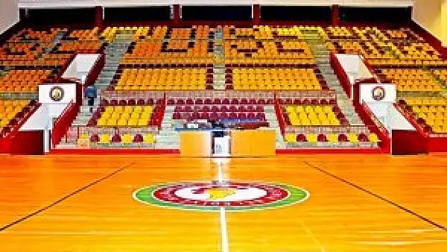 Seydişehir Atatürk Spor Salonu yenilendi