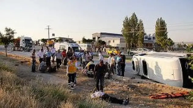 Ankara'da feci kaza: 17 yaralı