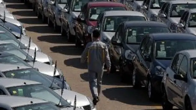 Otomotivde çifte rekor!