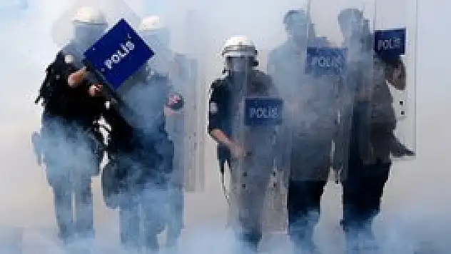 Polise 'biber gazı' genelgesi