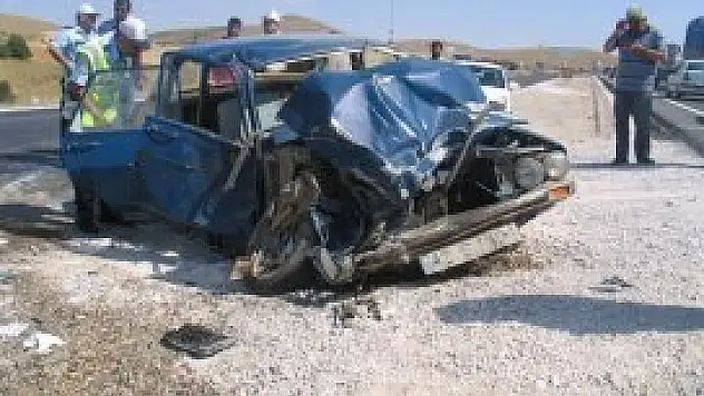 Konya'da trafik kazası  3 ağır yaralı