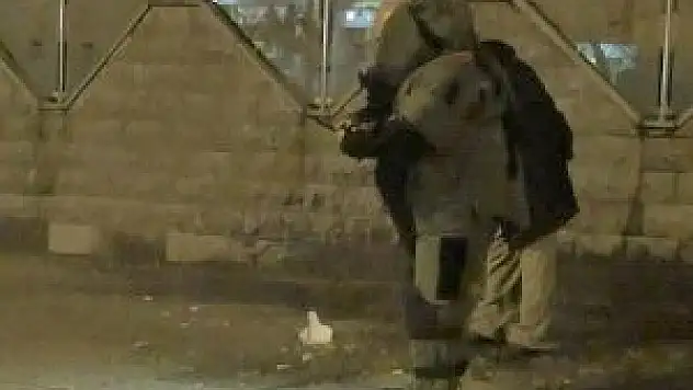 Kırşehir'de Polisevi önünde şüpheli paket