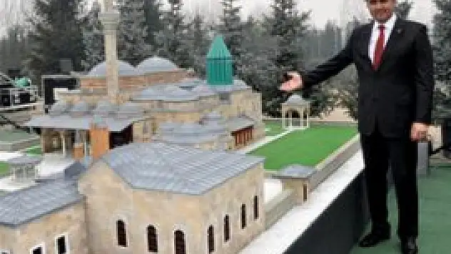 Devr-i Alem Parkı'nda çalışmalar sürüyor