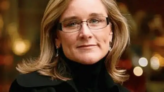 Patronundan daha çok kazanıyor!