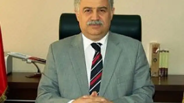 'İlahiyat fakültelerine kaynak oluşturuyoruz'