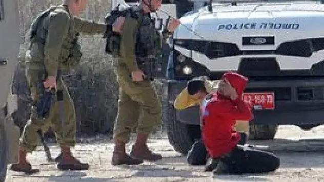 Hapishanelerindeki Filistinli çocuklar için uyarı