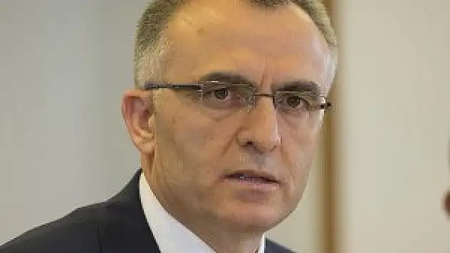 'Bütçe açığı 22,6 milyar liraya geriledi'