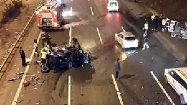 Başkent'te feci trafik kazası: 3 ölü!