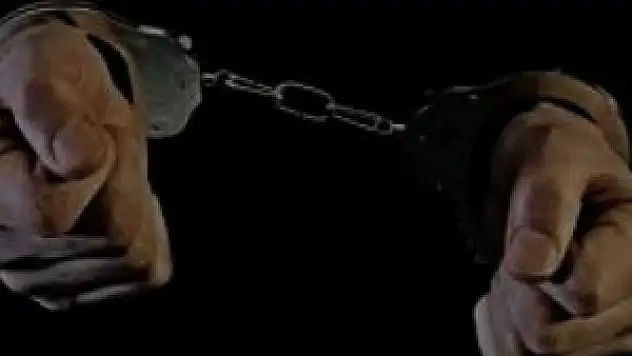 IŞİD'e şafak baskını! 21 gözaltı