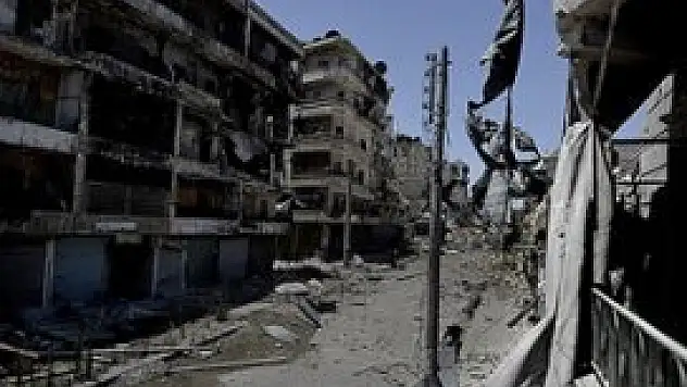 Savaş Halep'i her şekilde öldürüyor