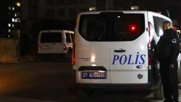 Gaziantep'te FETÖ/PDY operasyonunda hastanede arama yapıldı