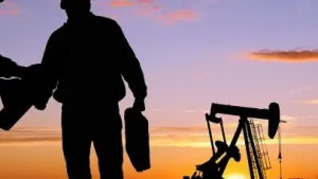 380 milyar dolarlık petrol projesi ertelendi