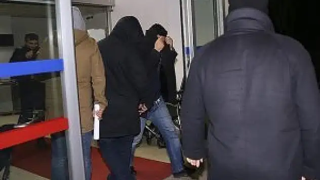'Usulsüz dinleme' operasyonunda 30 kişi adliyeye sevk edildi