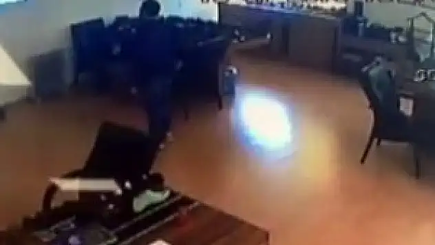 Hırsızlığını canlı canlı izledi