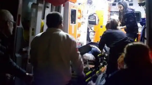 Evinin önünde silahlı saldırıya uğradı