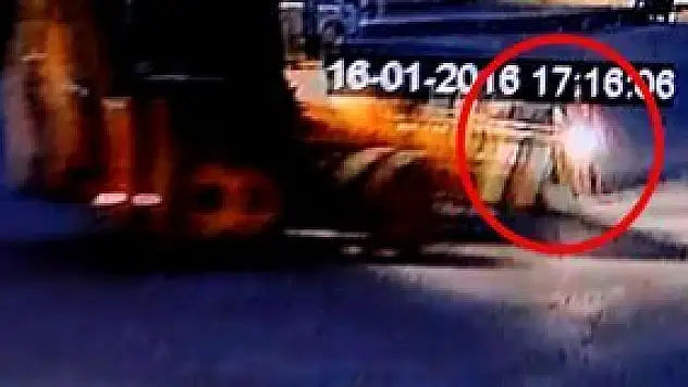 Sakarya'da kepçe ile motosiklet çarpıştı: 1 ağır yaralı