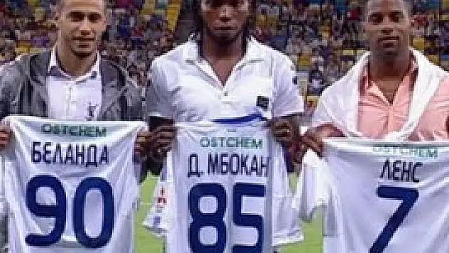 Belhanda imzayı attı!