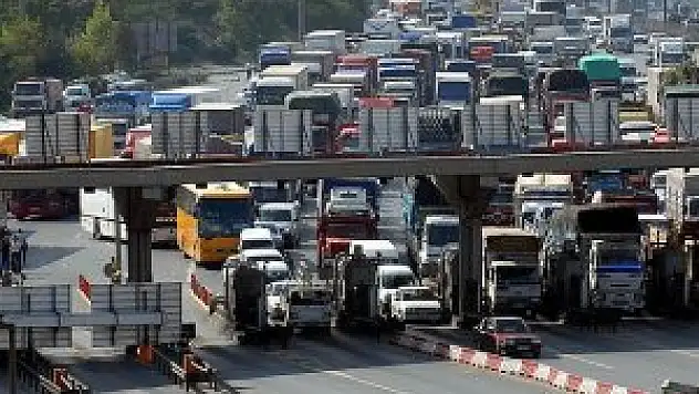 Köprü ve otoyollar para bastı