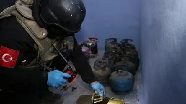 Şırnak'ta güvenlik güçleri mini İHA ele geçirdi