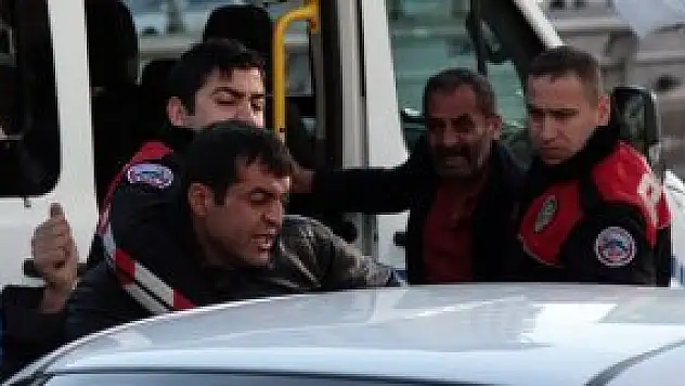 Sarhoşların içki kavgası