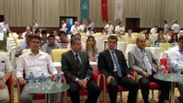 200 sağlıkçı Konya'da buluştu