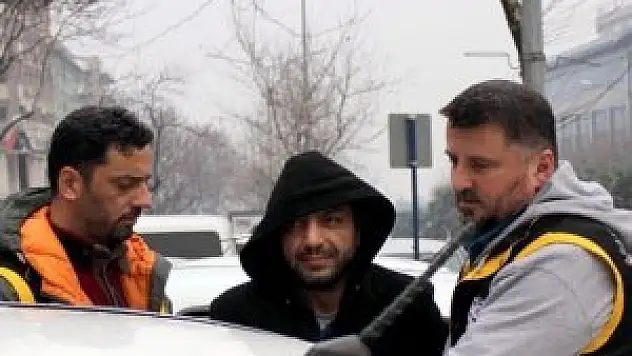 Öldürdüğü arkadaşının kardeşiyle evlendi