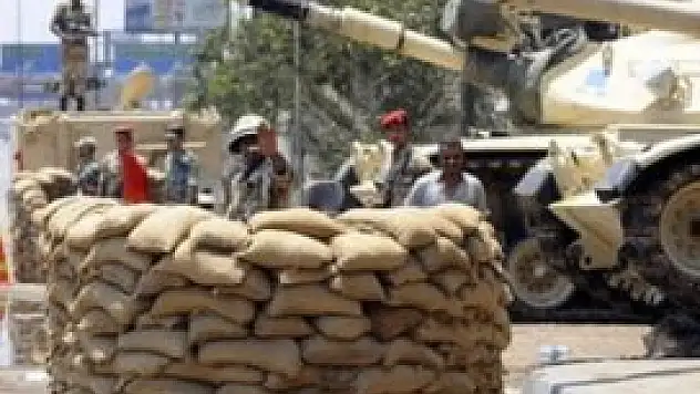 Mısır ordusu harekete geçti