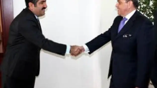 Azeri Büyükelçi'den Vali Doğan'a ziyaret