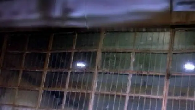 İntihara kalkışan şahsı itfaiye ekibi kurtardı