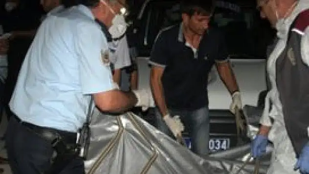 Bir haftadır cesedi evindeymiş