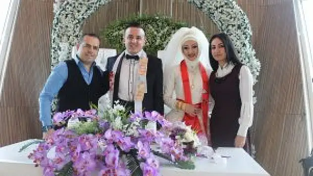 Ayşe ile Emir'in mutlu günü