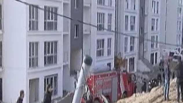 Esenyurt'ta yük asansörü 24. kattan düştü: 3 ölü