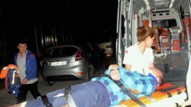 Çim sulayan işçiyi darp ettiler