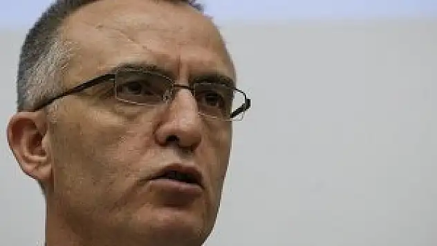 'Bugün yaklaşık 1 milyon insanımız turizm sektöründen ekmek yiyor'