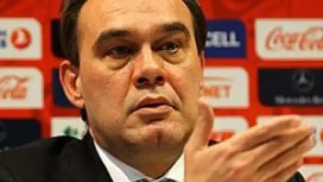 Demirören'den eleştirilere sert yanıt