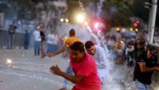 Mısır'daki protestolarda 72 kişi öldü