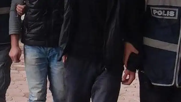 Kilis'te terör örgütü operasyonu: 4 gözaltı