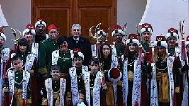 Müslümanlar ve Hristiyanlar Festivali'nin gözdesi Türkler Grubu