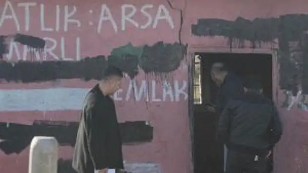 Yanmış erkek cesedi bulundu