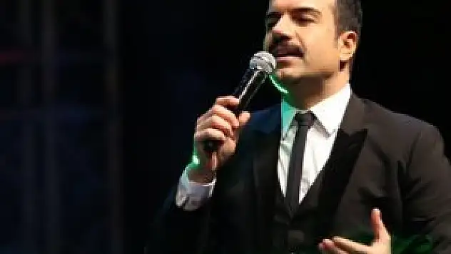 Mahsun Kırmızıgül ve Özcan Deniz'e TRT Kürdi isyanı